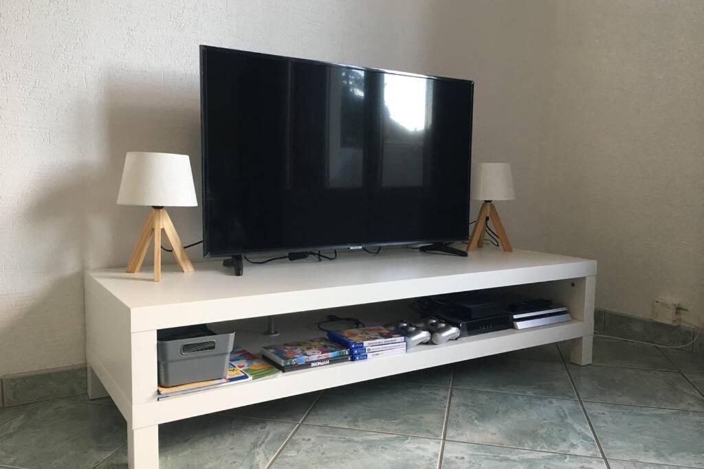 안시 Les Iles - Parking, Balcon, Netflix & Ps4! 아파트 외부 사진